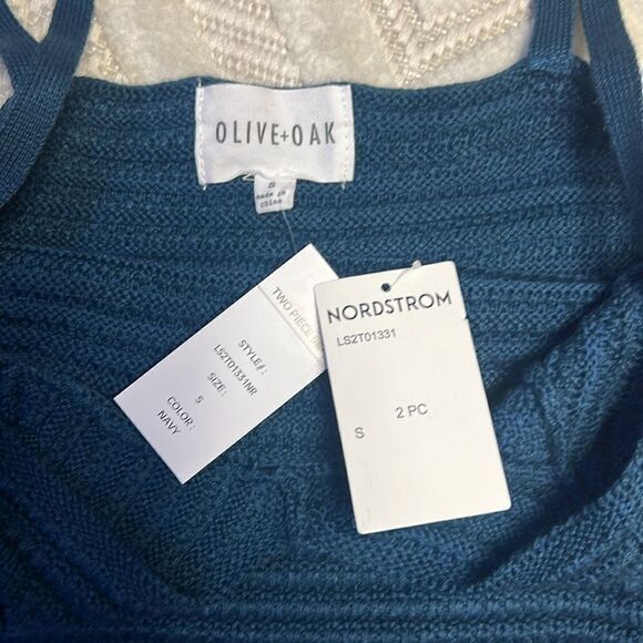 NORDSTROM - OLIVE AND OAK - Blue Knit Crop Tank Top - Picture 5 of 5